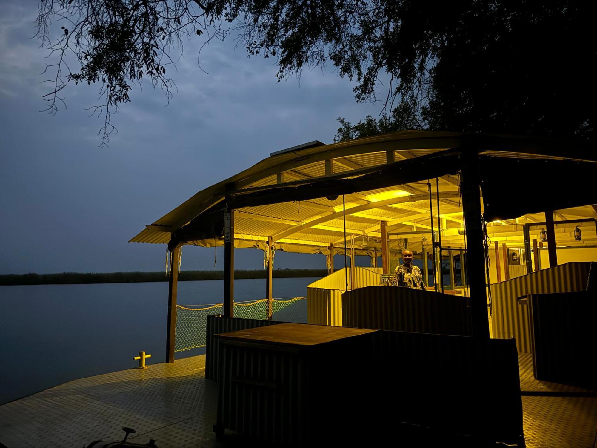 Chobe House Villa And Chalets Kasane Exterior foto