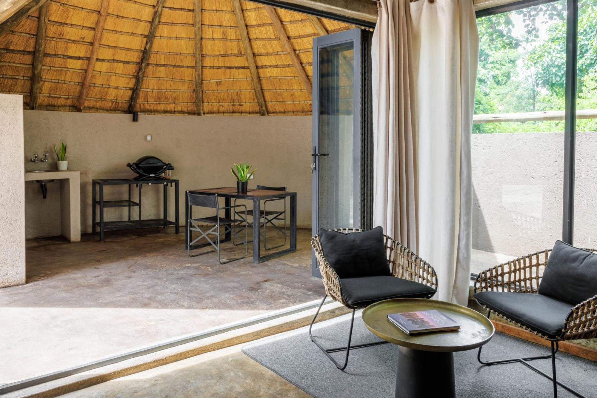 Chobe House Villa And Chalets Kasane Exterior foto